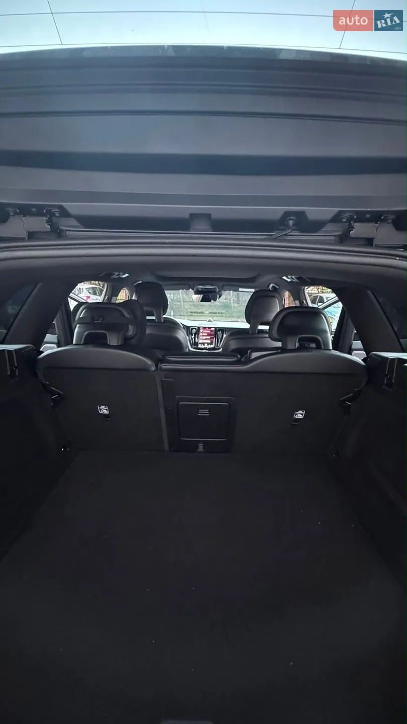2017 Volvo XC60 - мініатюра 28