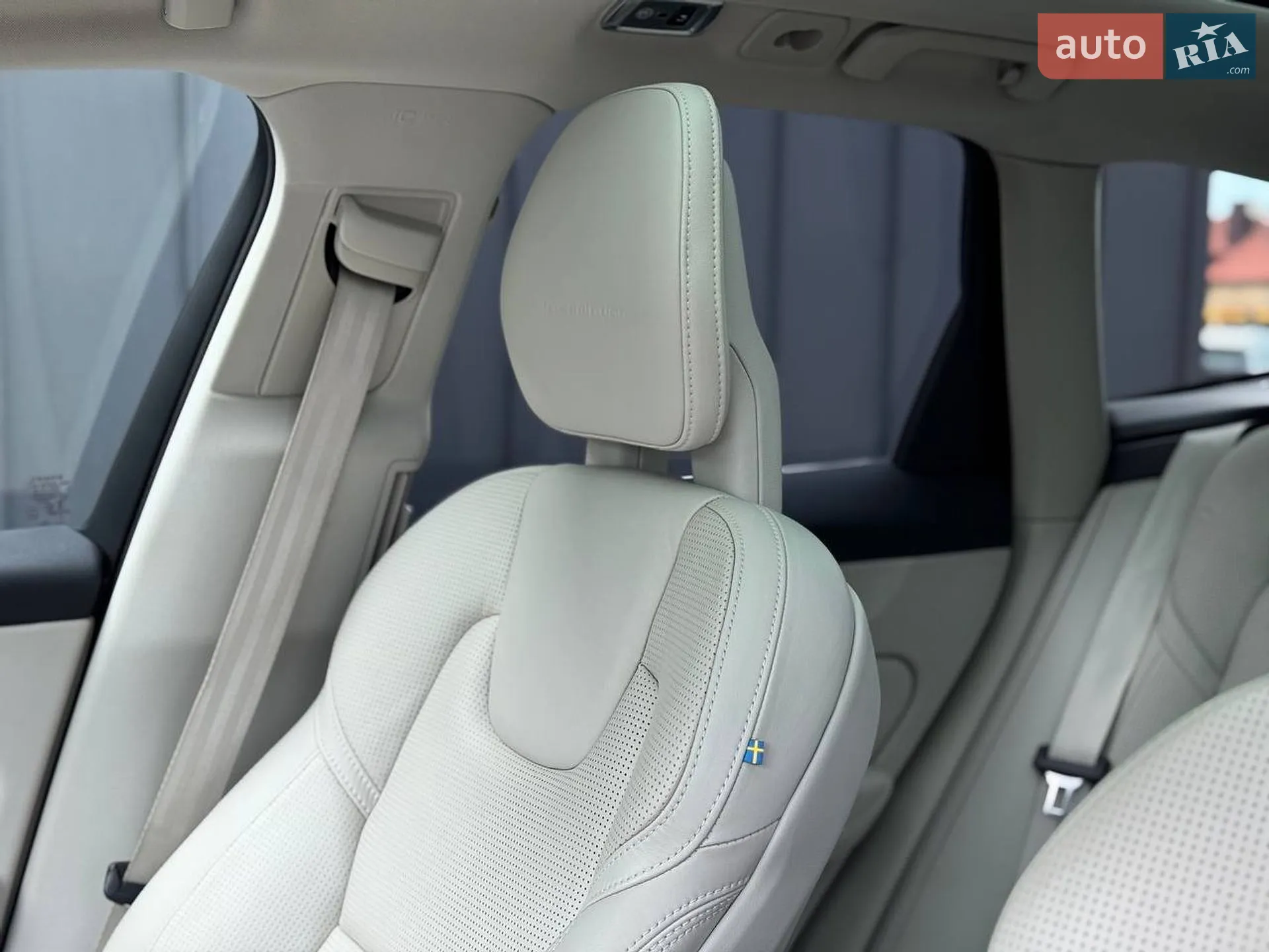 2018 Volvo XC60 - мініатюра 35