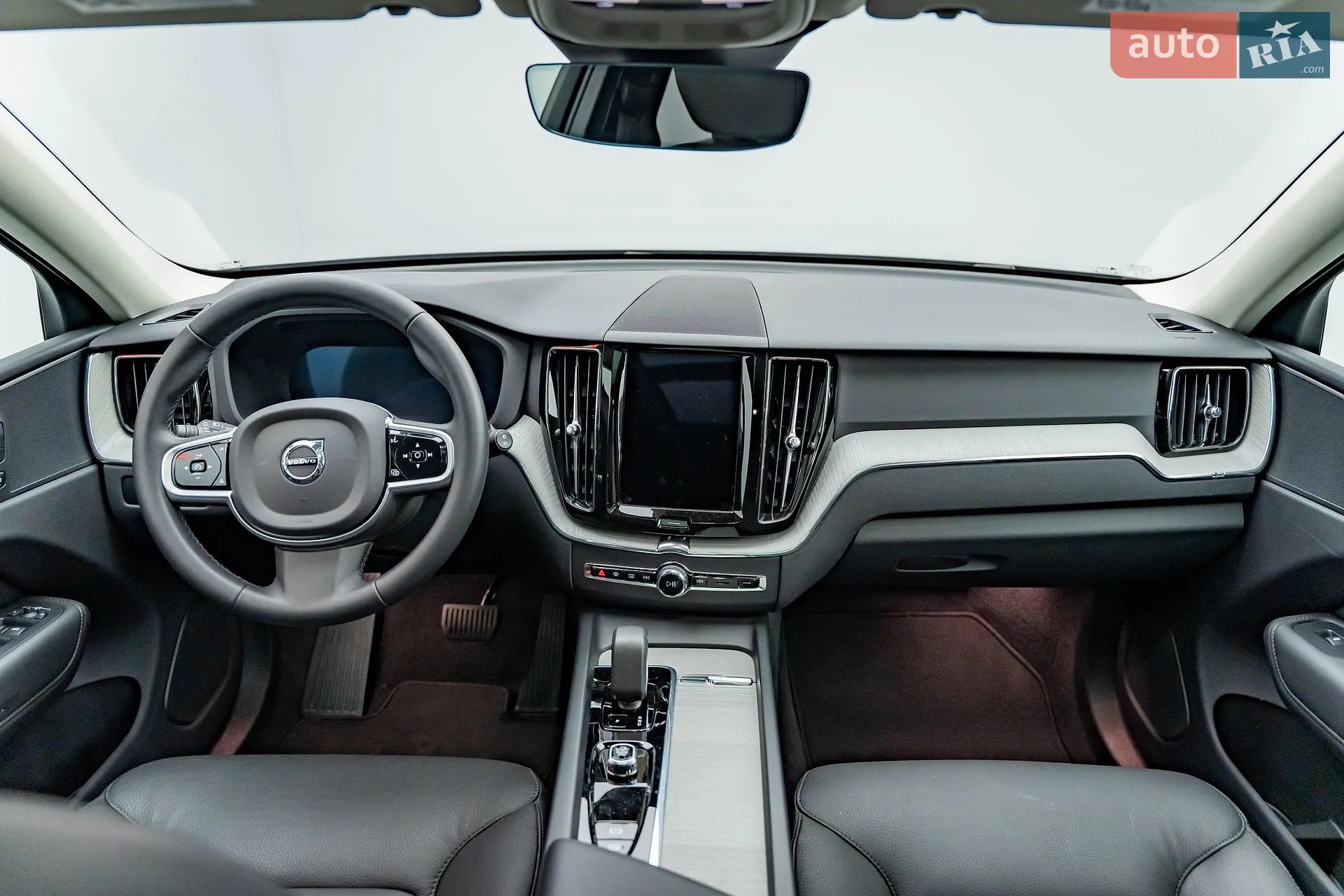2025 Volvo XC60 - мініатюра 13
