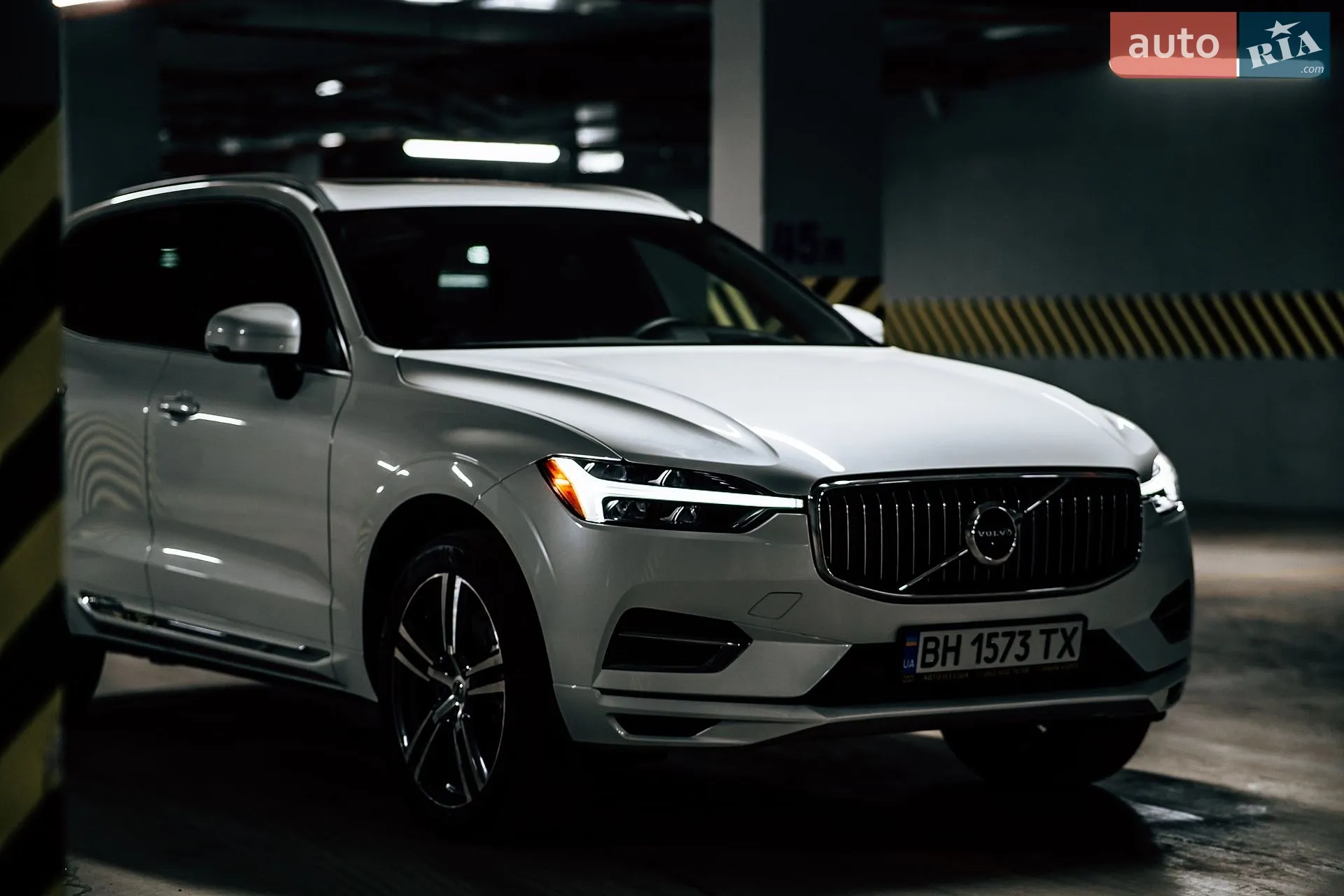 2021 Volvo XC60 - фото 1