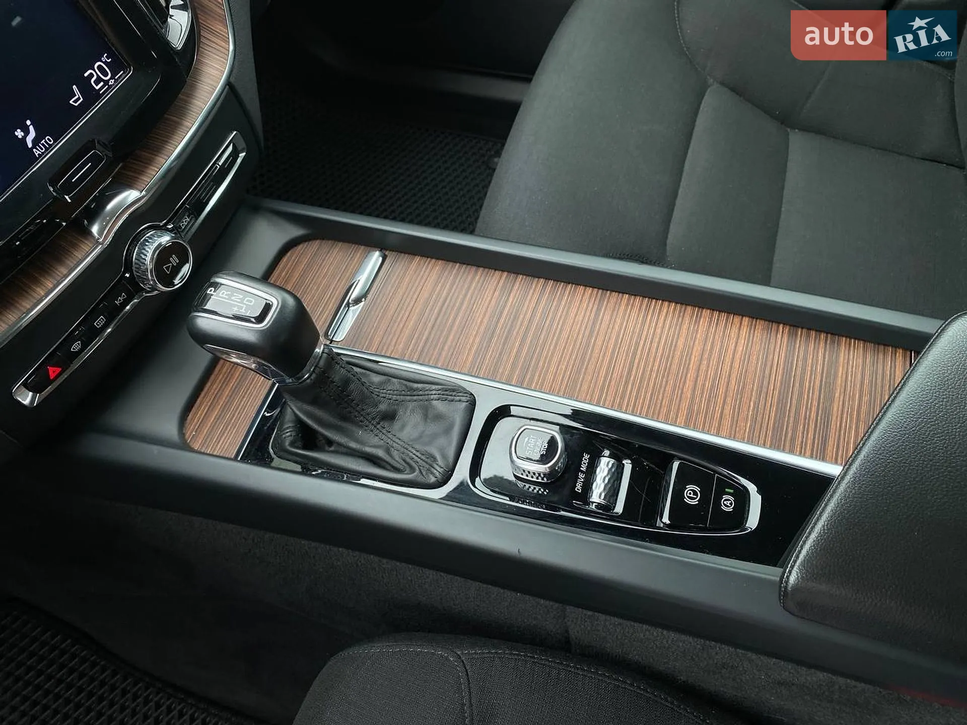 2019 Volvo XC60 - мініатюра 17