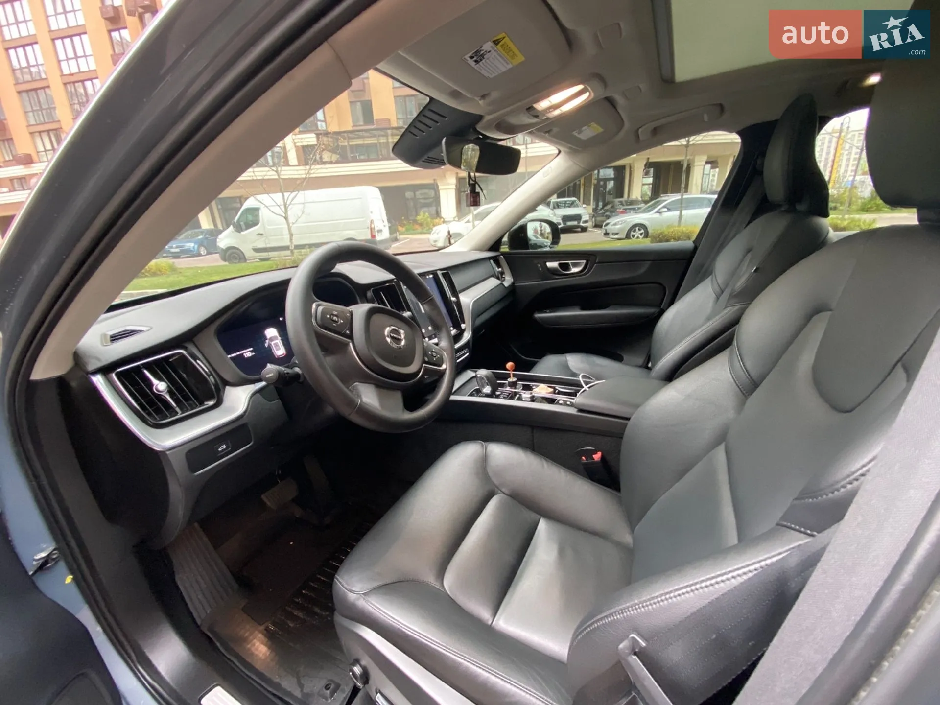 2023 Volvo XC60 - мініатюра 14