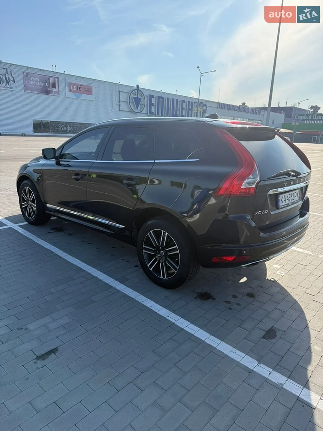 2016 Volvo XC60 - мініатюра 9