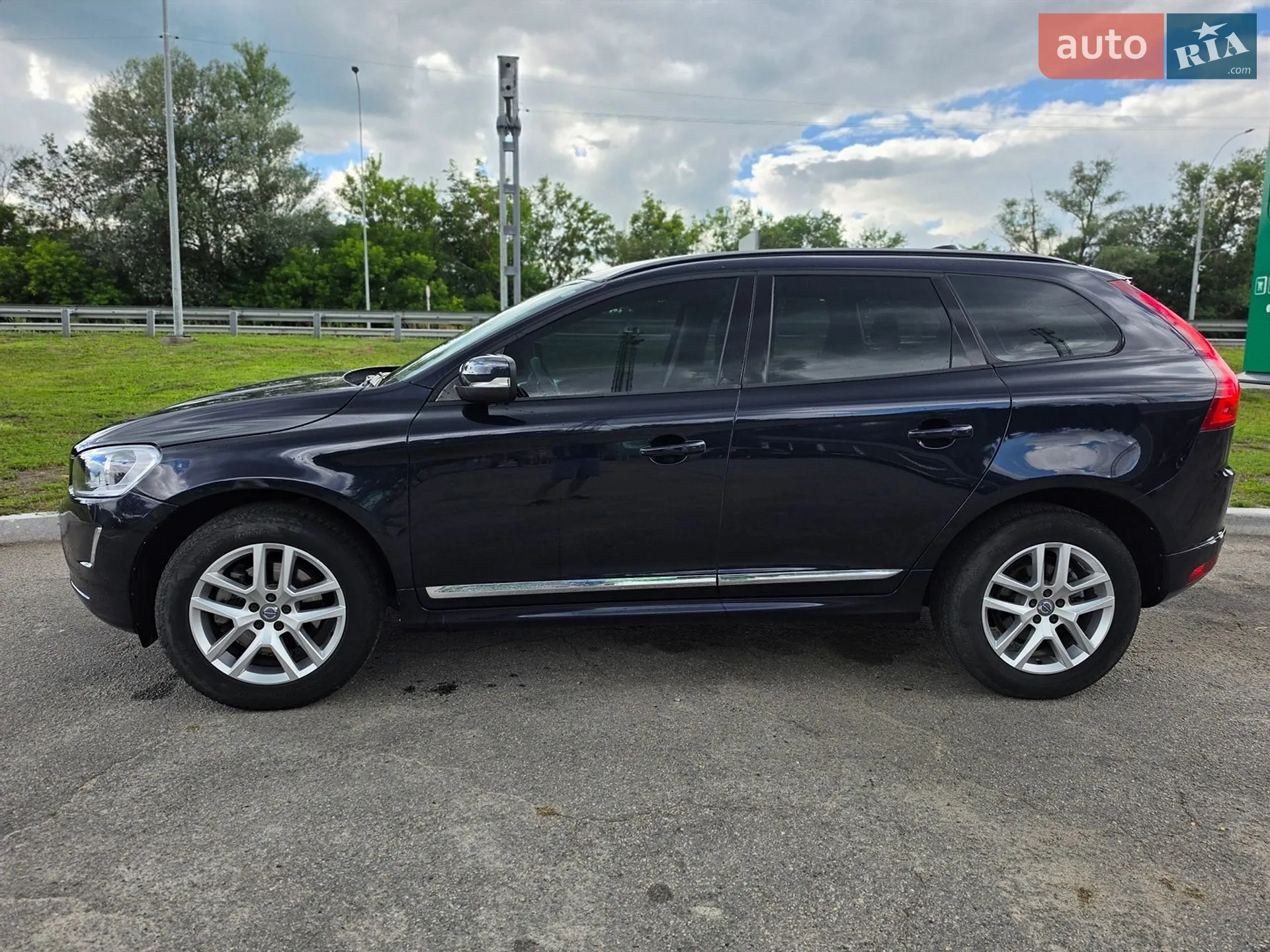 2017 Volvo XC60 - мініатюра 9
