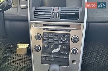 Внедорожник / Кроссовер Volvo XC60 2009 в Сарнах