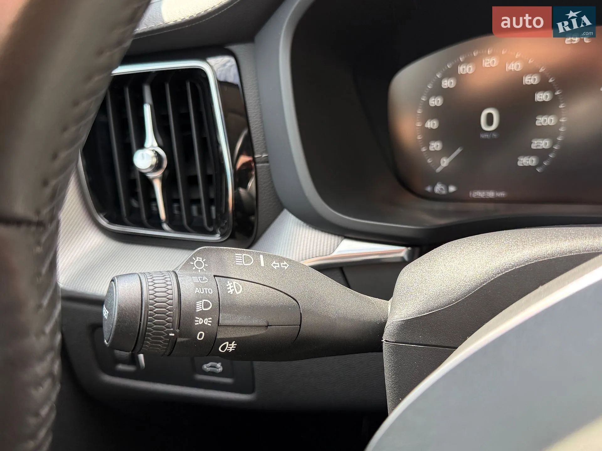 2019 Volvo XC60 - мініатюра 25
