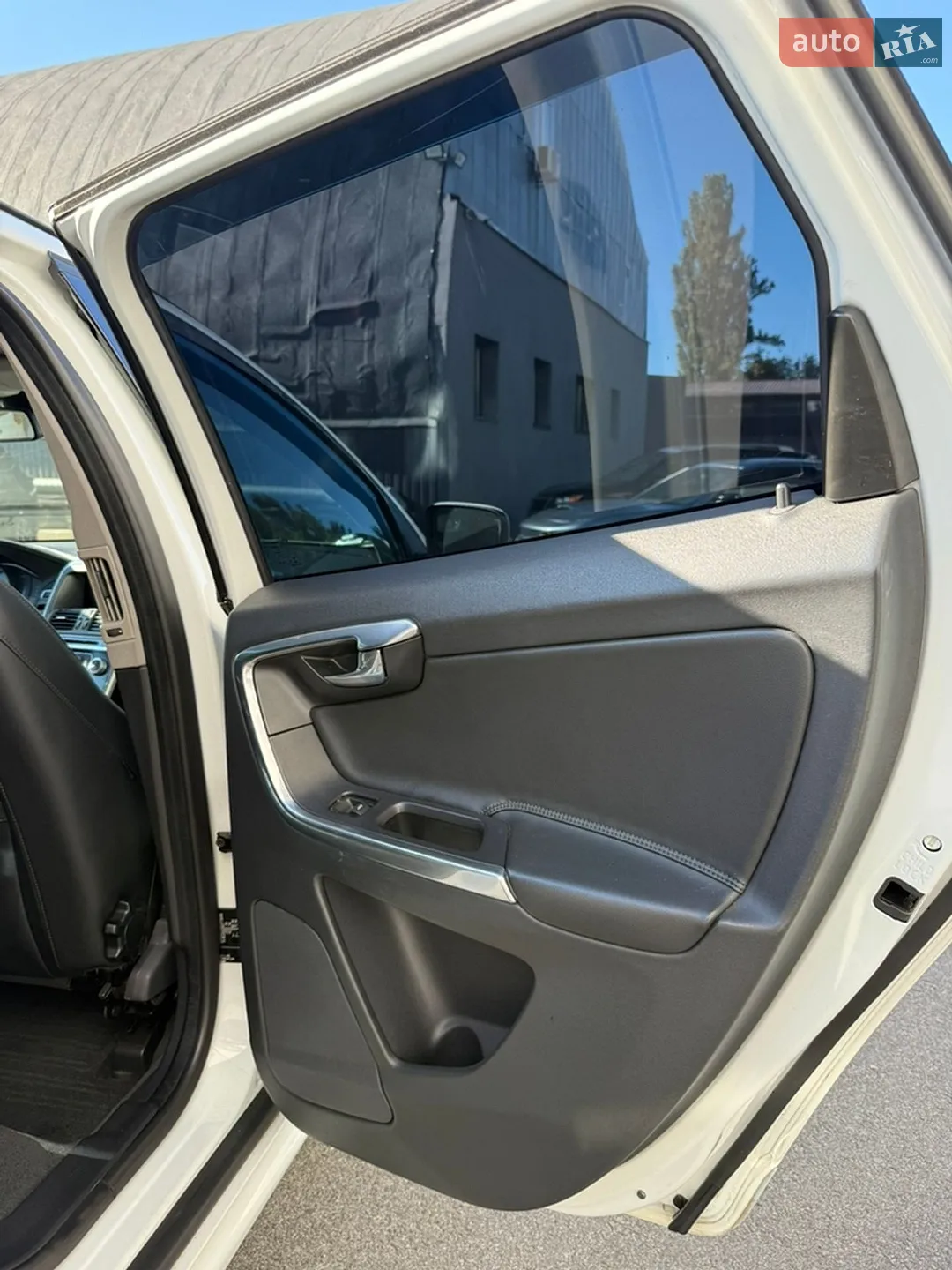 2016 Volvo XC60 - мініатюра 32