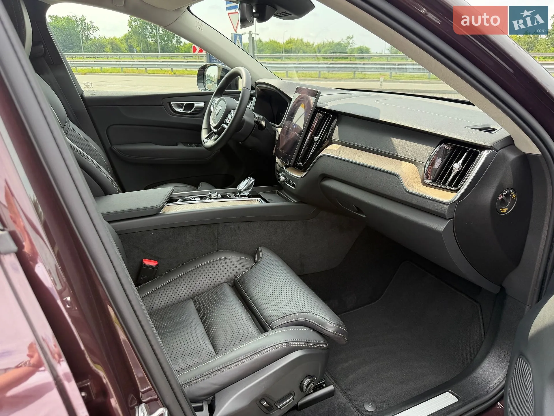 2025 Volvo XC60 - мініатюра 22