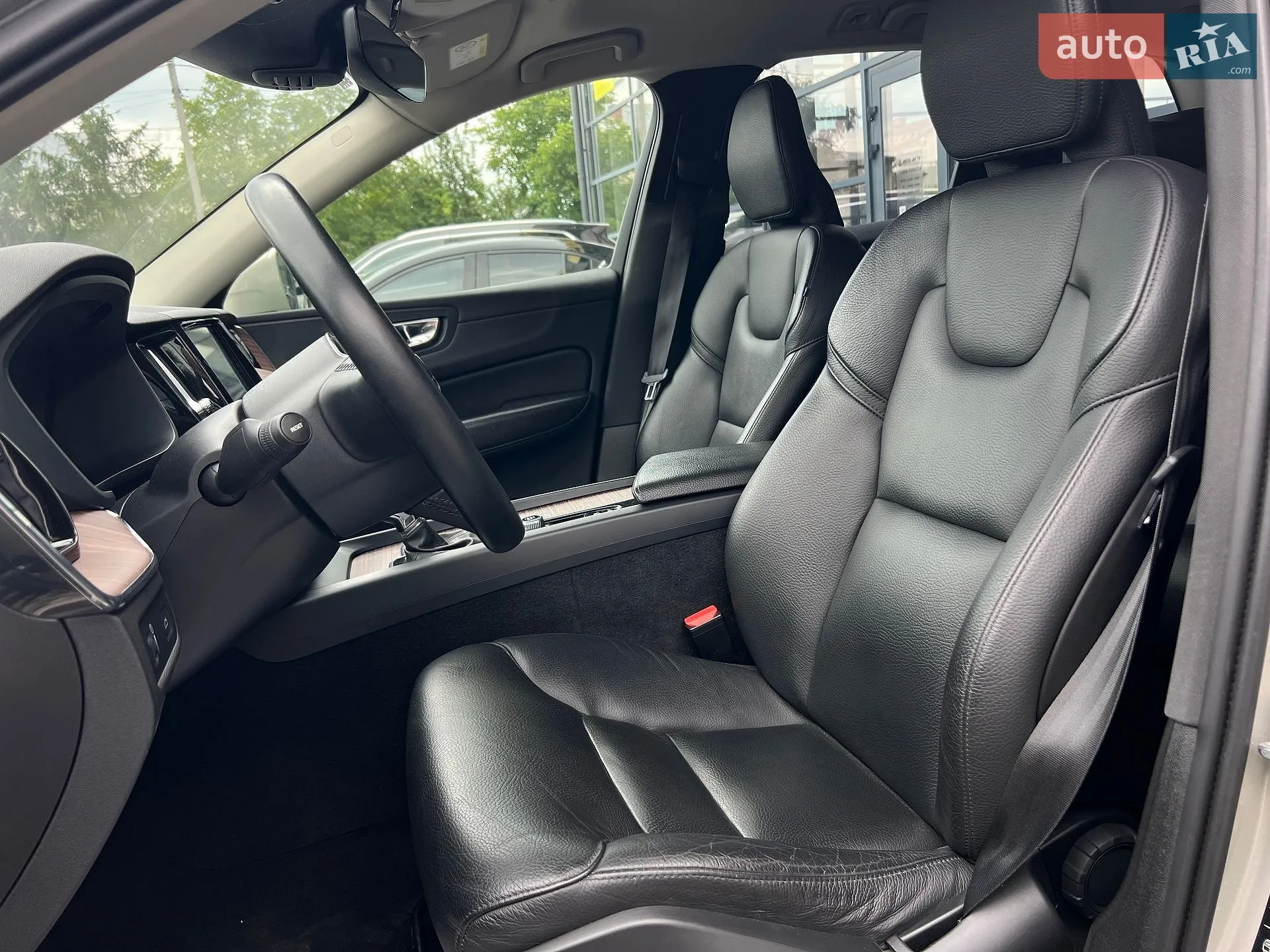 2020 Volvo XC60 - мініатюра 9