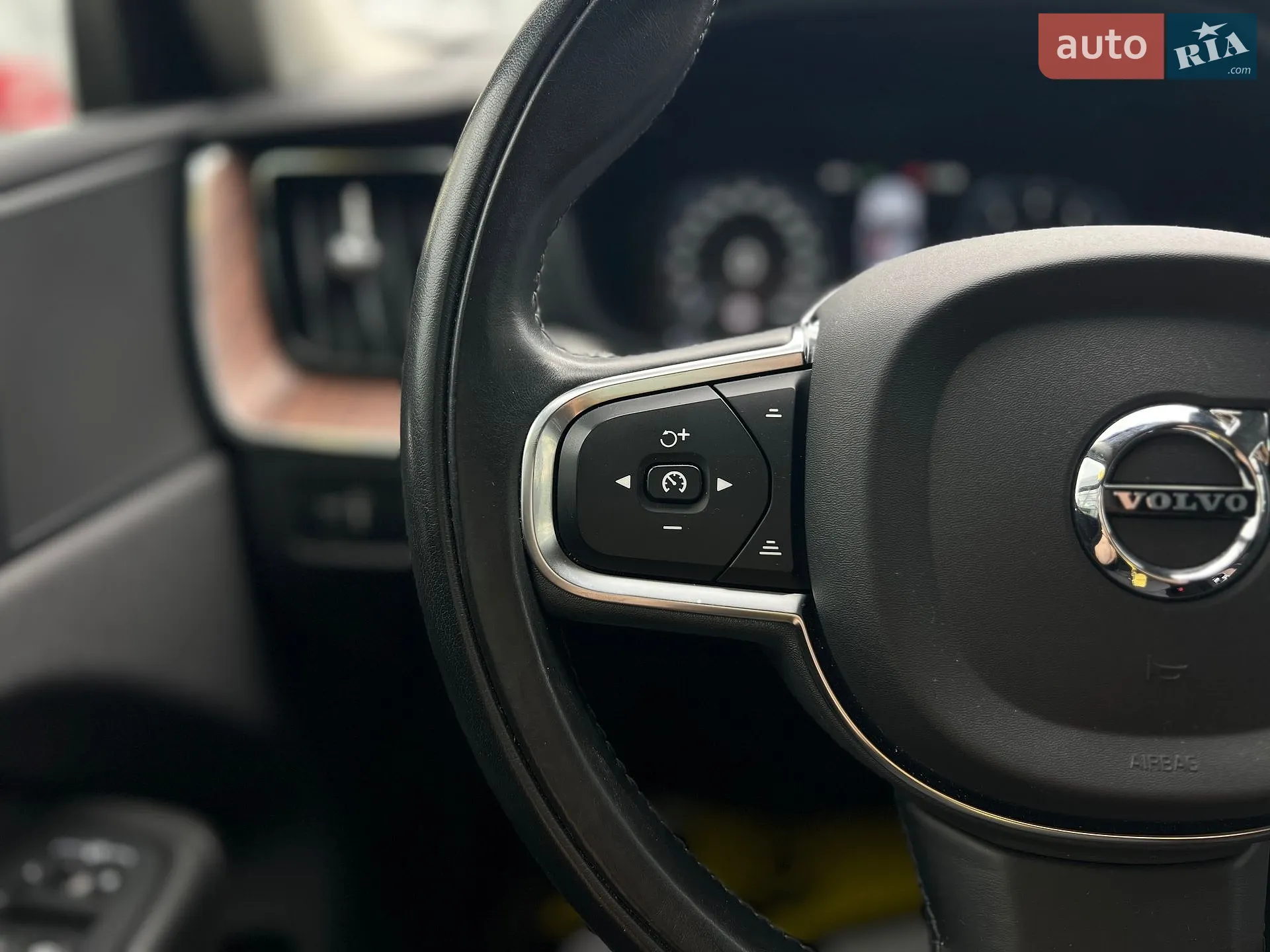 2020 Volvo XC60 - мініатюра 12