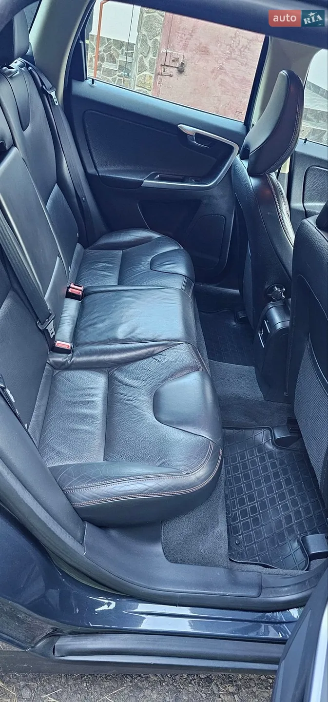 2010 Volvo XC60 - мініатюра 8