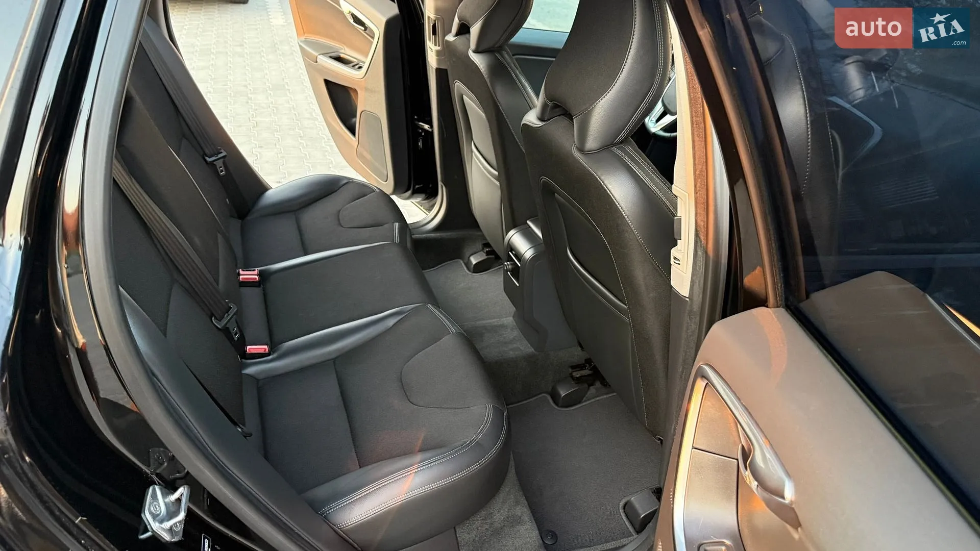 2016 Volvo XC60 - мініатюра 34