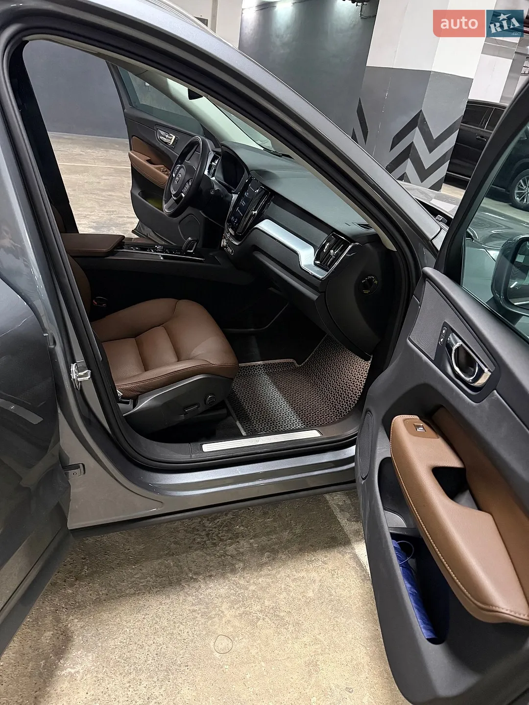 2019 Volvo XC60 - мініатюра 13