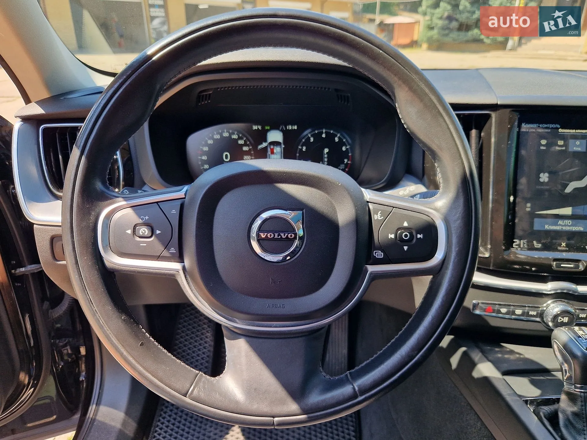 2017 Volvo XC60 - мініатюра 17