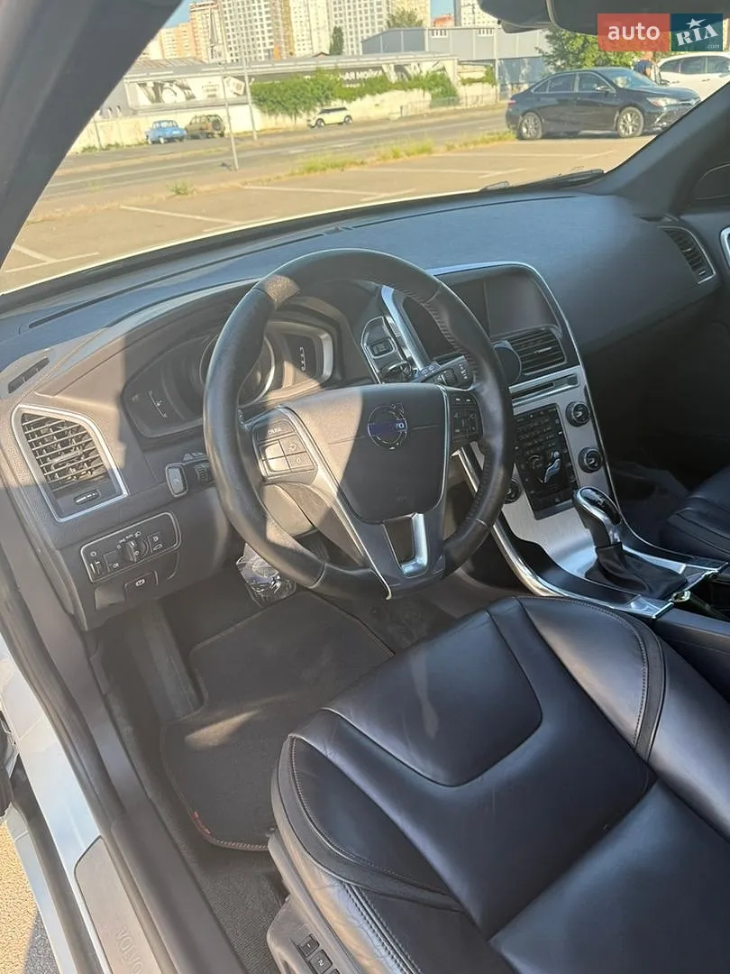2016 Volvo XC60 - мініатюра 13