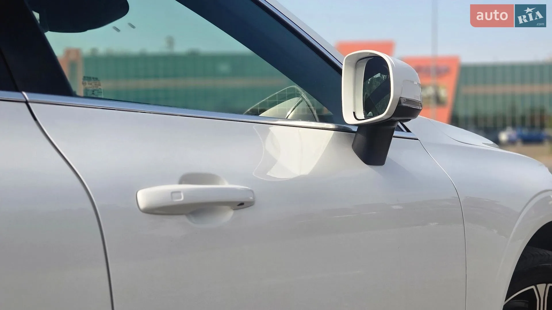 2018 Volvo XC60 - мініатюра 16