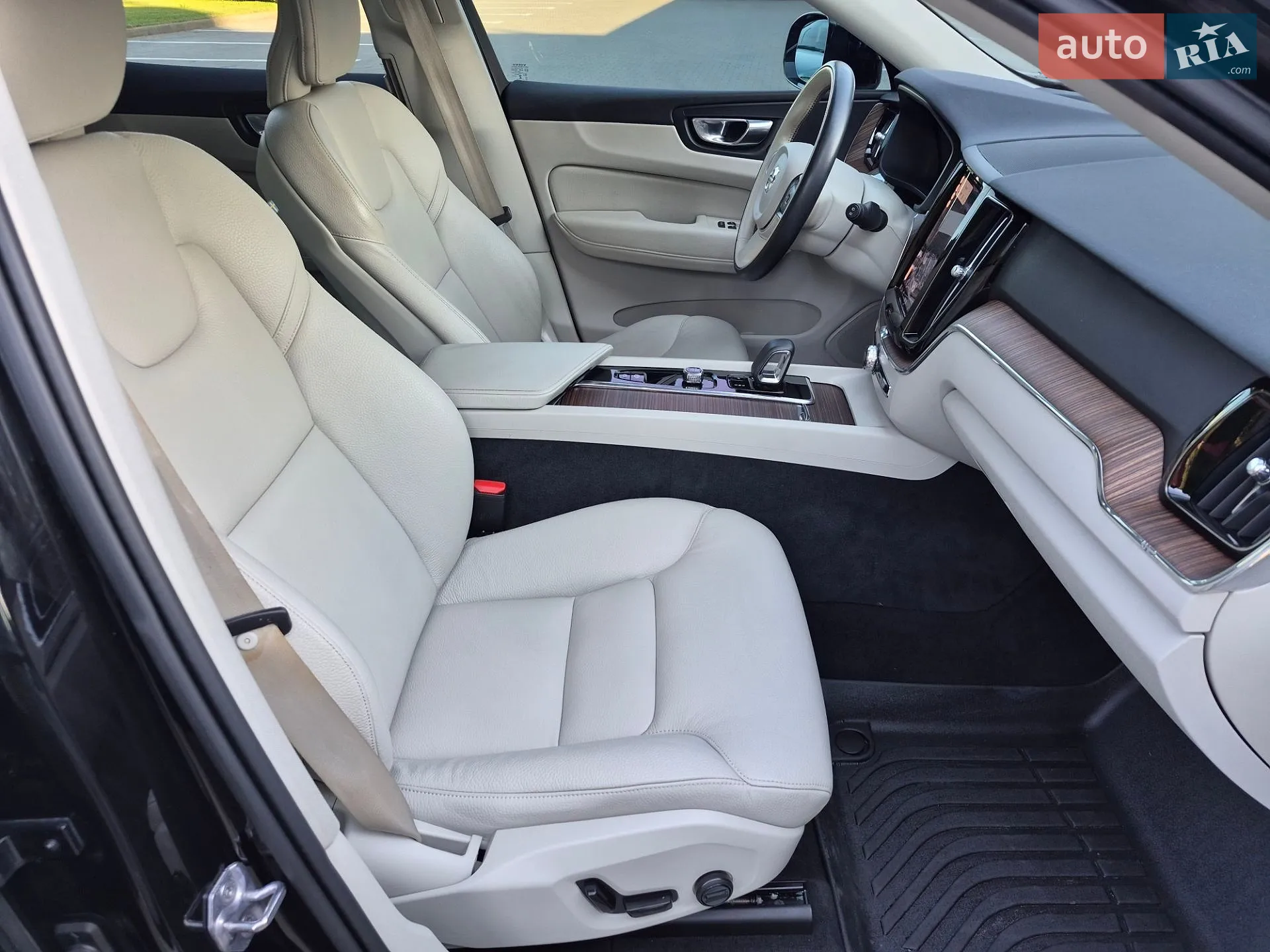 2021 Volvo XC60 - мініатюра 31