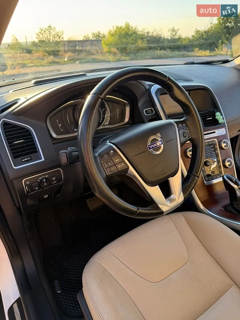 2016 Volvo XC60 - мініатюра 14