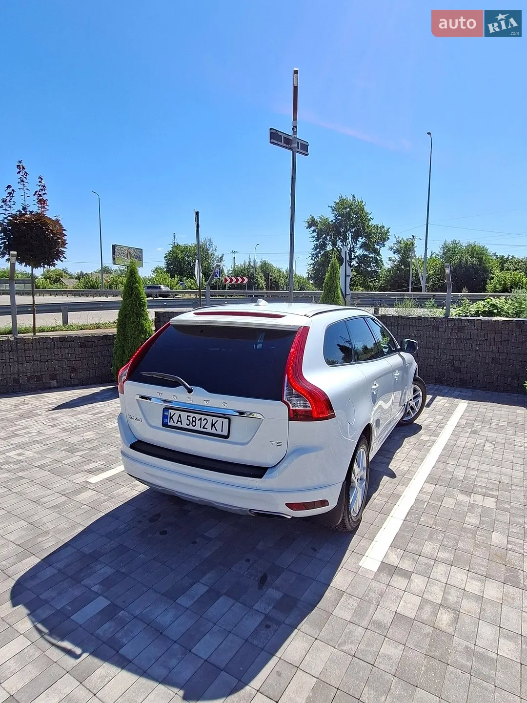 2017 Volvo XC60 - мініатюра 2