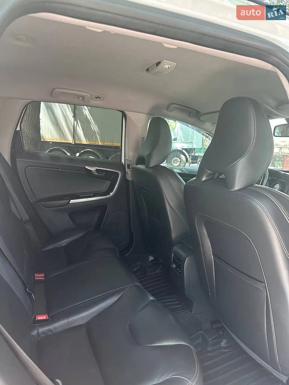 2016 Volvo XC60 - мініатюра 22