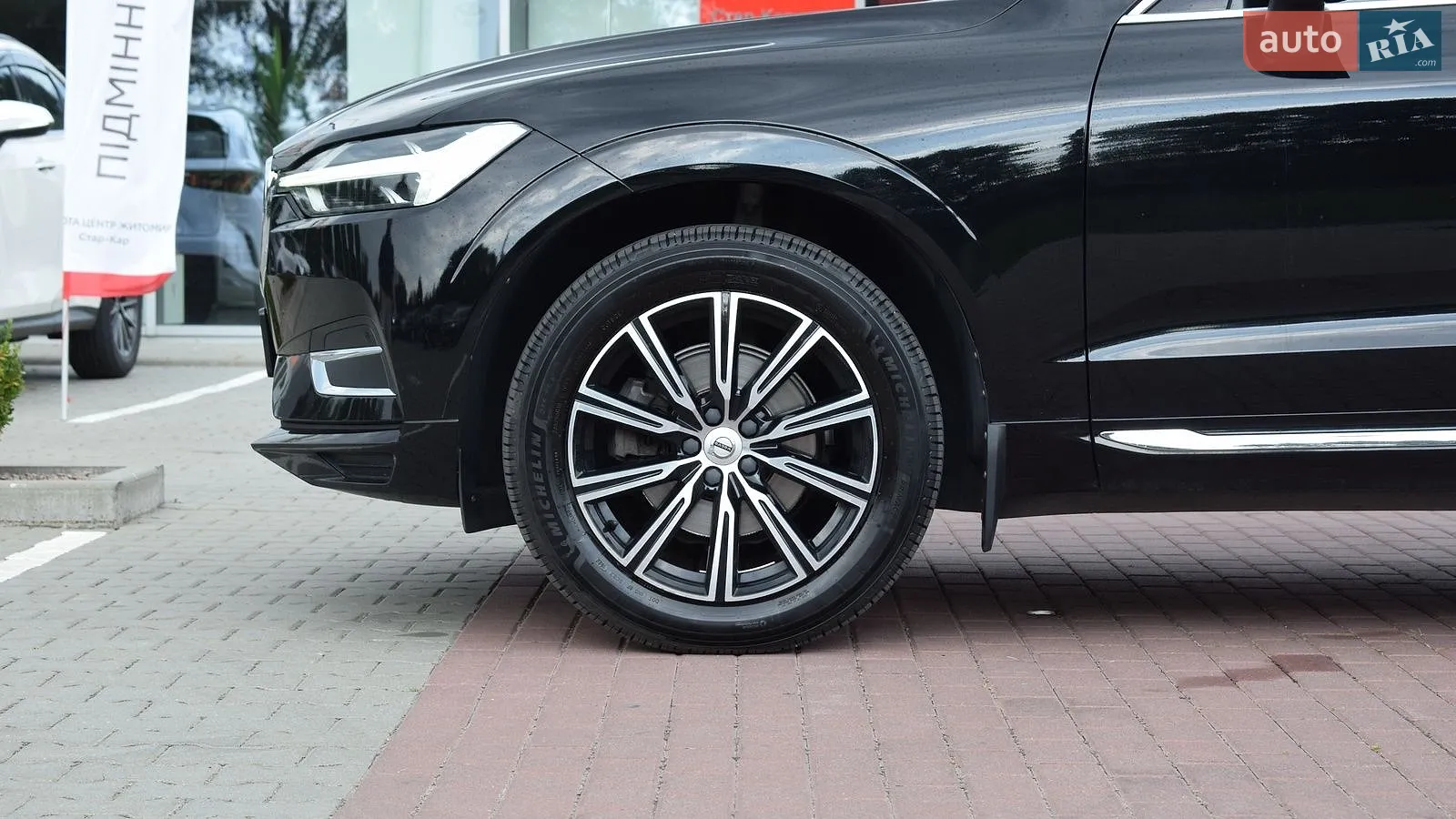 2018 Volvo XC60 - мініатюра 17