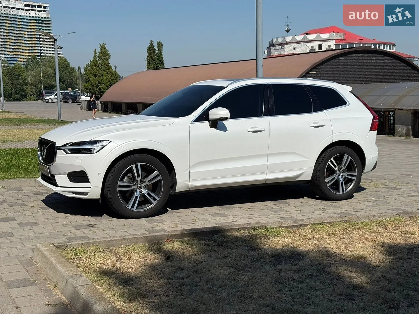 2017 Volvo XC60 - мініатюра 15