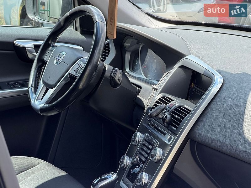 Внедорожник / Кроссовер Volvo XC60 2015 в Виннице
