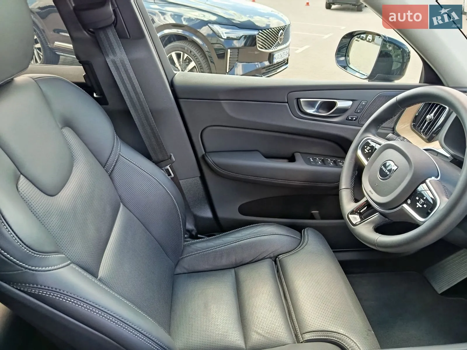 2025 Volvo XC60 - мініатюра 15