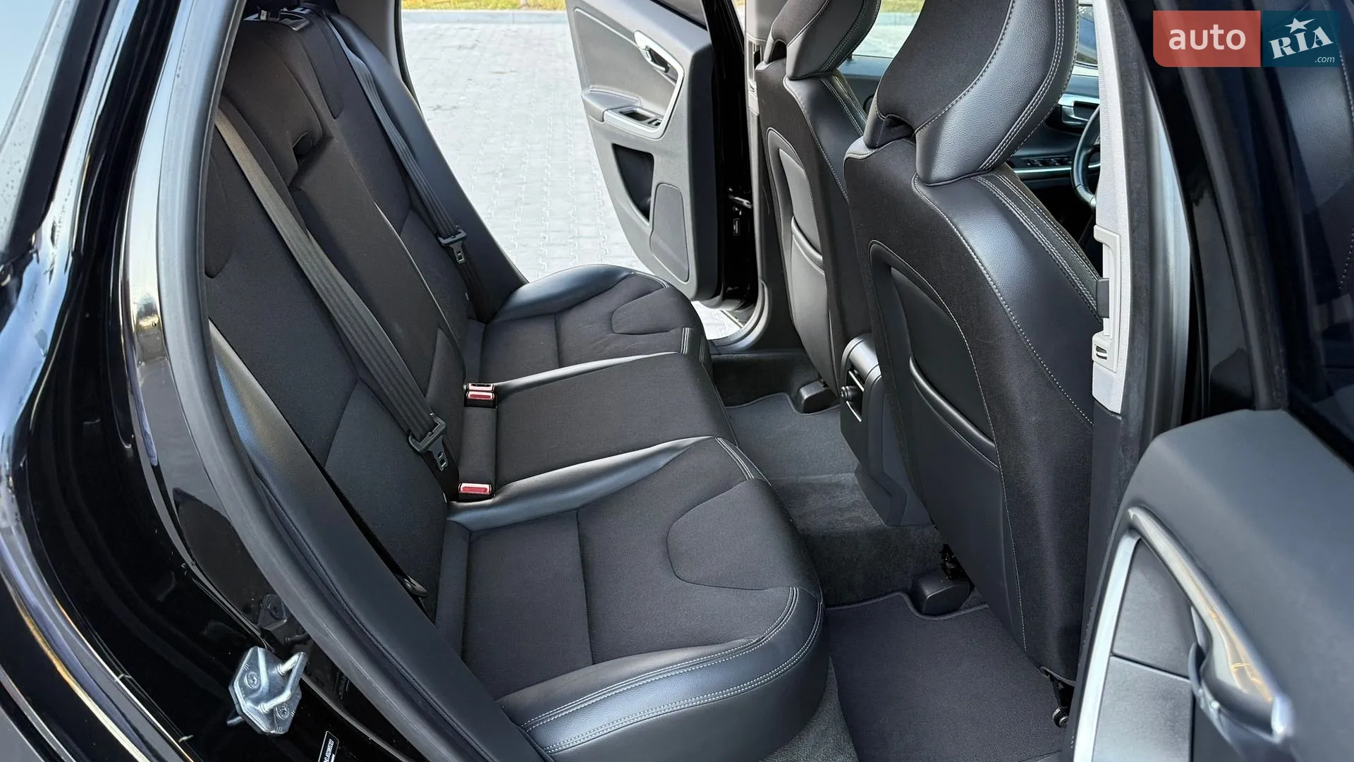 2016 Volvo XC60 - мініатюра 7