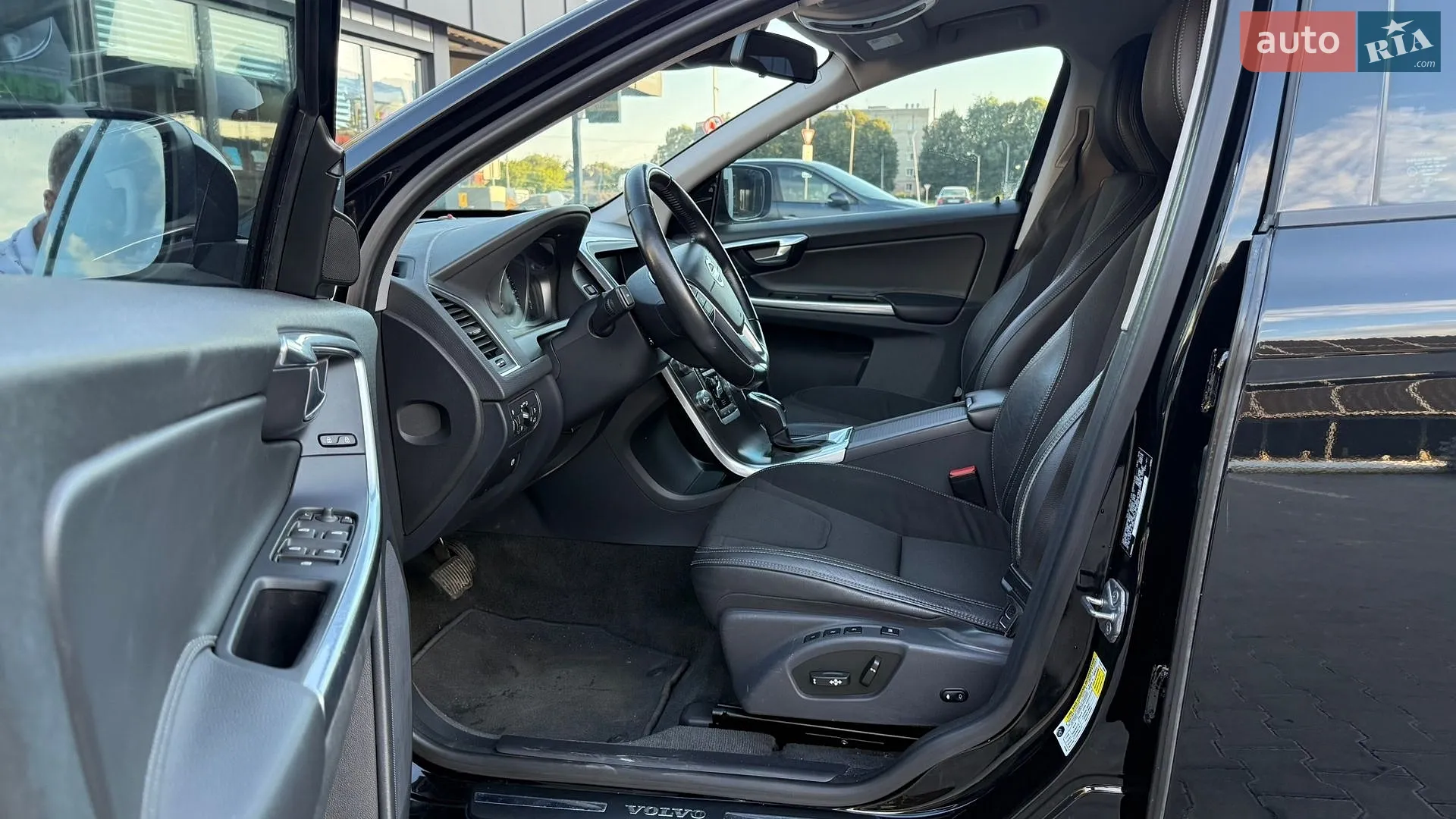 2016 Volvo XC60 - мініатюра 28