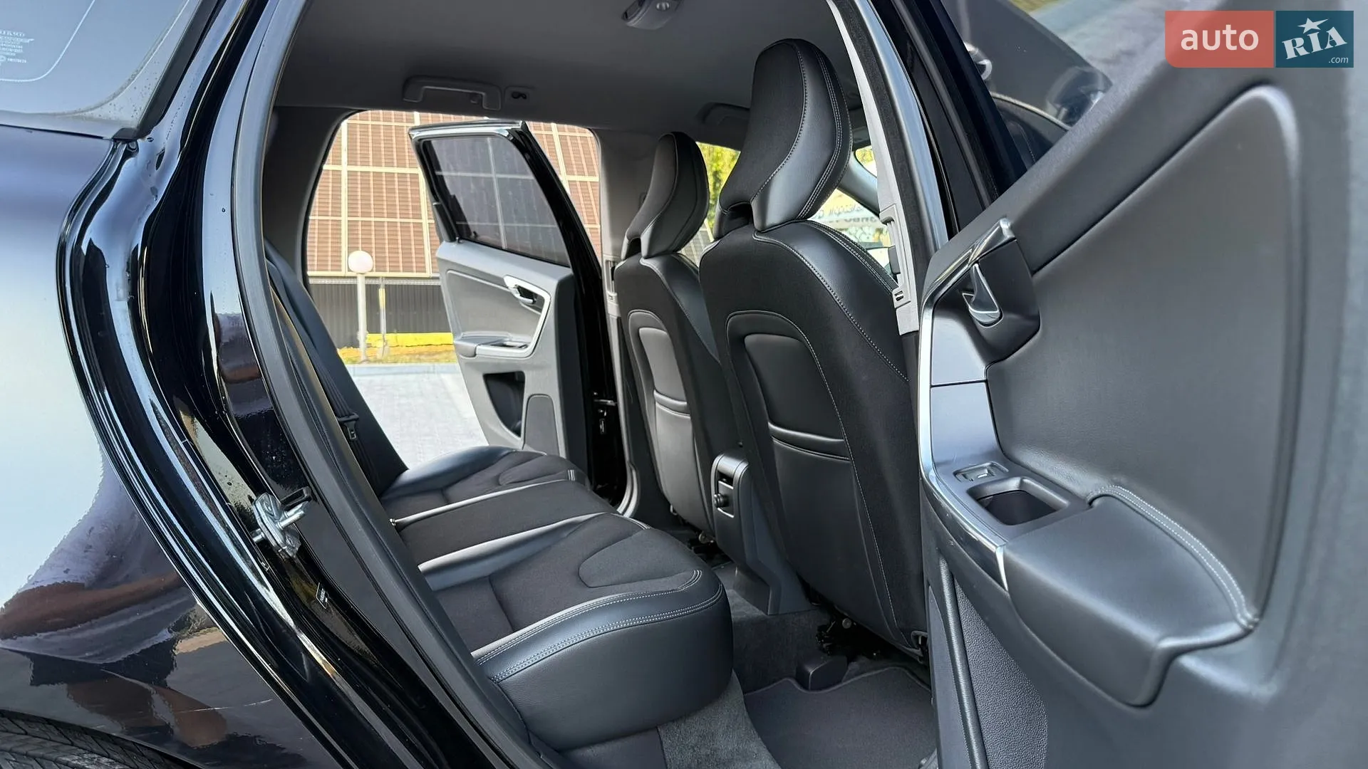 2016 Volvo XC60 - мініатюра 42