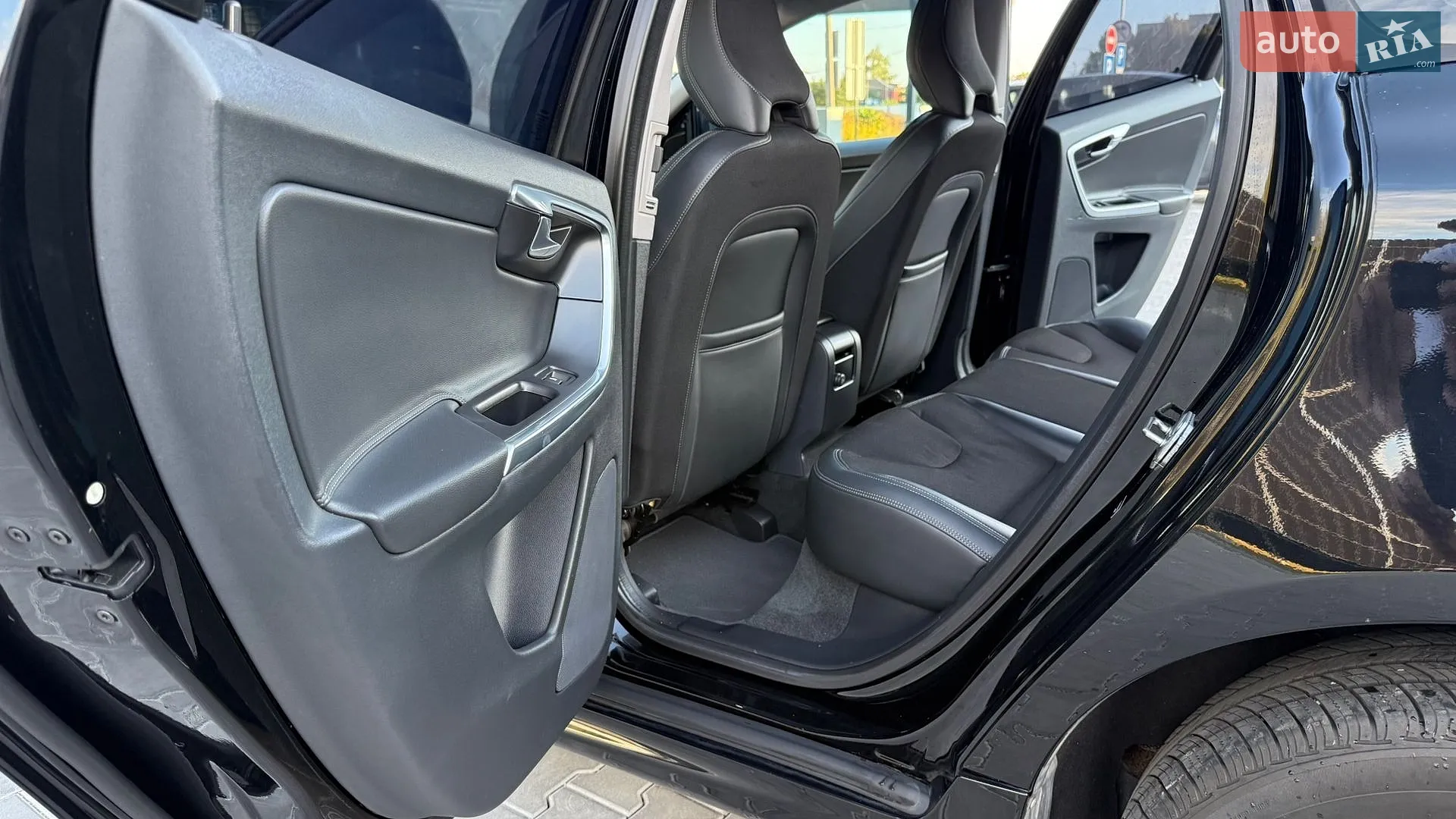 2016 Volvo XC60 - мініатюра 48