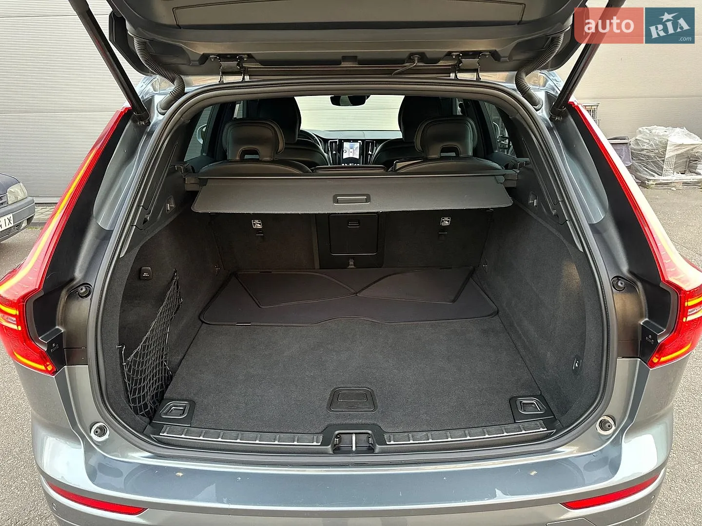 2018 Volvo XC60 - мініатюра 14