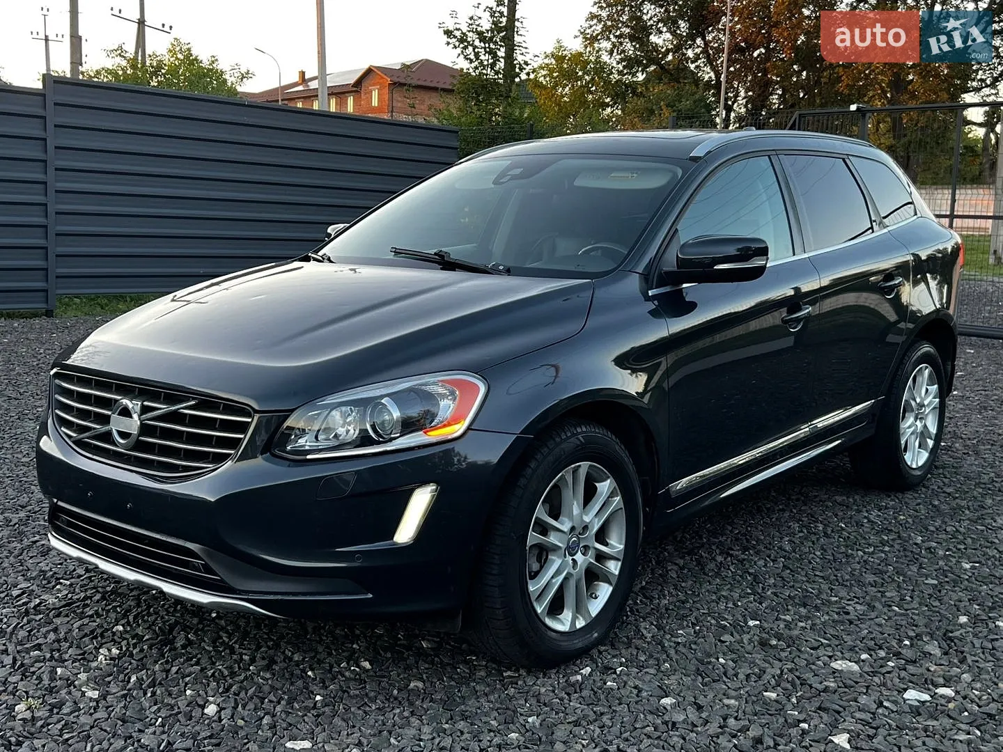2015 Volvo XC60 - фото 1