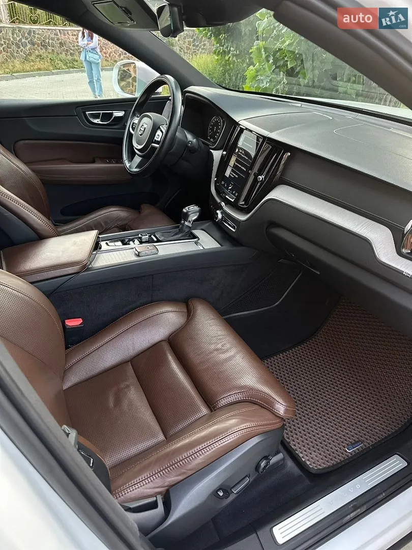 2018 Volvo XC60 - мініатюра 35