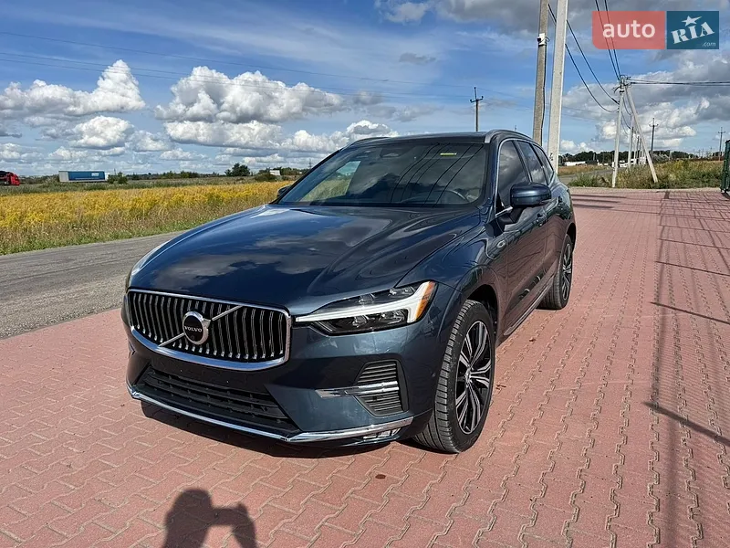 Volvo XC60 2022