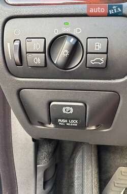 Универсал Volvo XC70 Cross Country 2012 в 