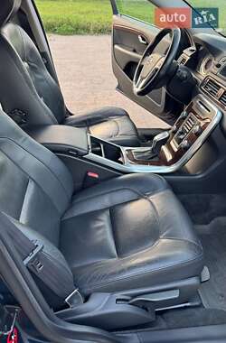 Универсал Volvo XC70 Cross Country 2012 в 