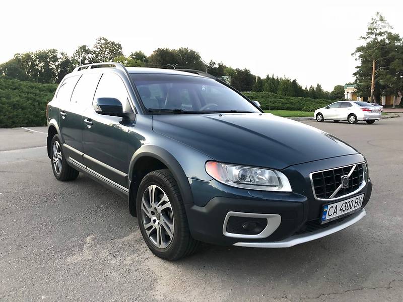 Внедорожник / Кроссовер Volvo XC70 2009 в Умани