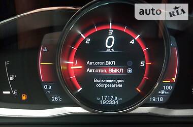 Позашляховик / Кросовер Volvo XC70 2015 в Чернівцях