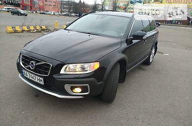 Внедорожник / Кроссовер Volvo XC70 2013 в Киеве