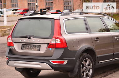 Внедорожник / Кроссовер Volvo XC70 2008 в Луцке