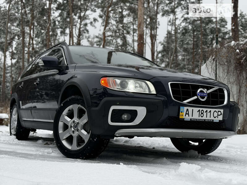 Универсал Volvo XC70 2010 в Киеве