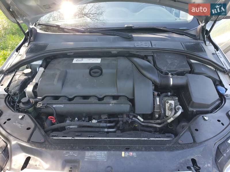 Универсал Volvo XC70 2013 в Киеве