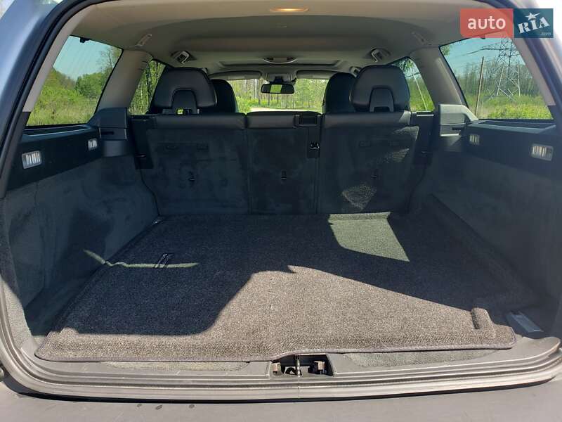 Универсал Volvo XC70 2013 в Киеве