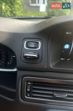 Универсал Volvo XC70 2014 в 