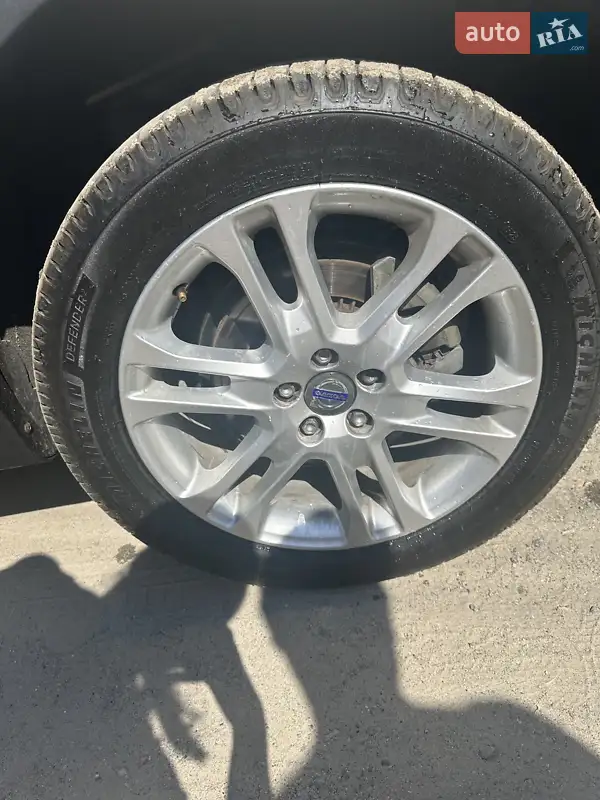 Volvo XC70 2015 VIN YV440MBK6G1244616 фото оголошення 2 з 89