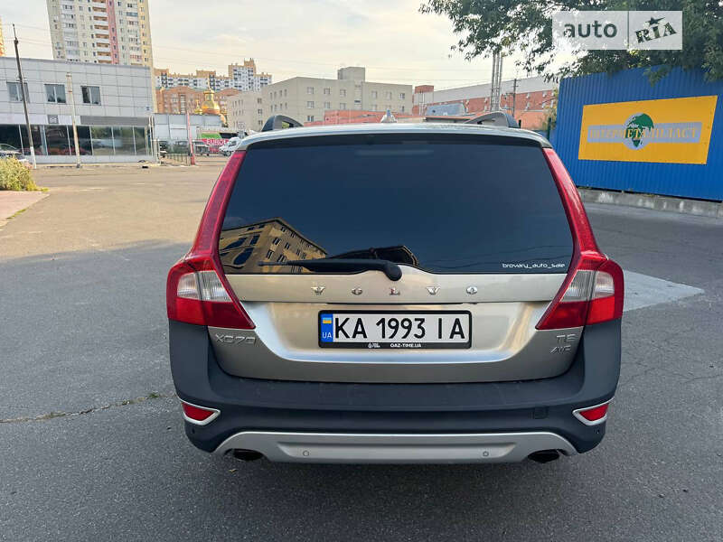 Универсал Volvo XC70 2011 в Киеве