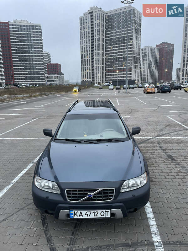Универсал Volvo XC70 2006 в Киеве