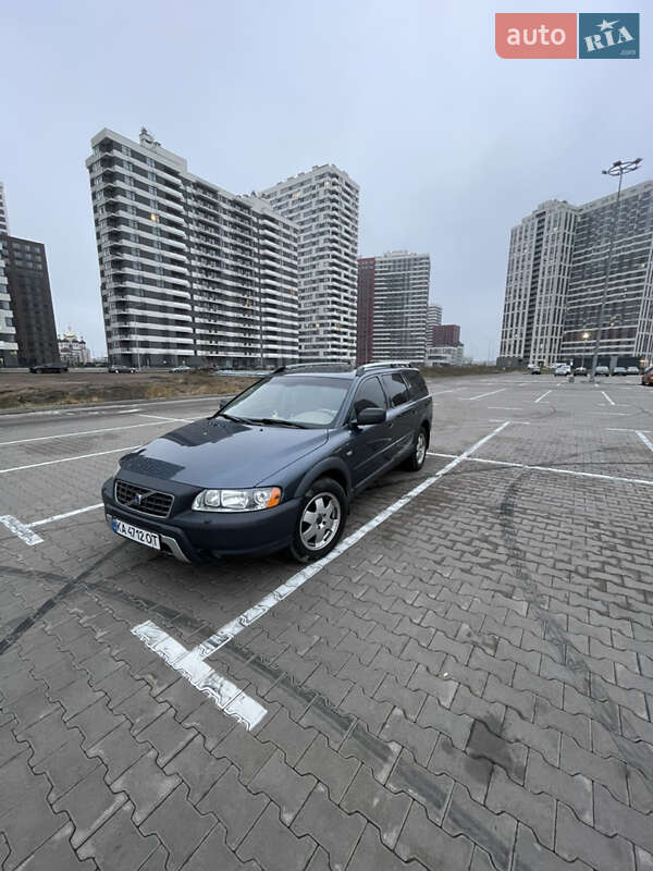 Универсал Volvo XC70 2006 в Киеве